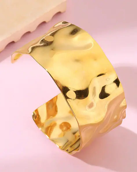 Hammered Statement Handcuff