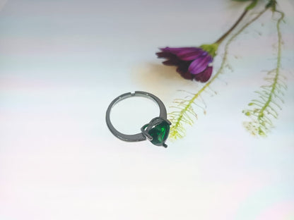 Adjustable Green Heart Ring