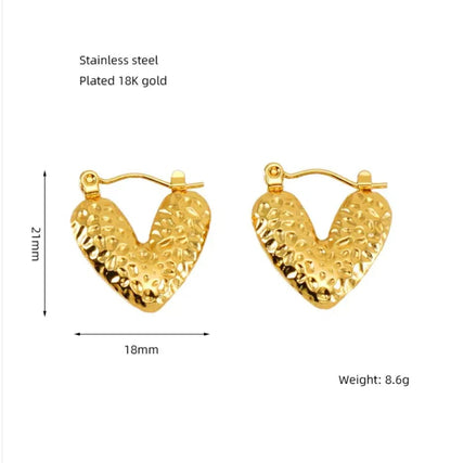 Heart Shaped Hammer Pattern Hoops