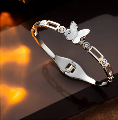 Sliver plated Butterfly inspired Mother of pearls contemporary Anti-tarnished bracelet