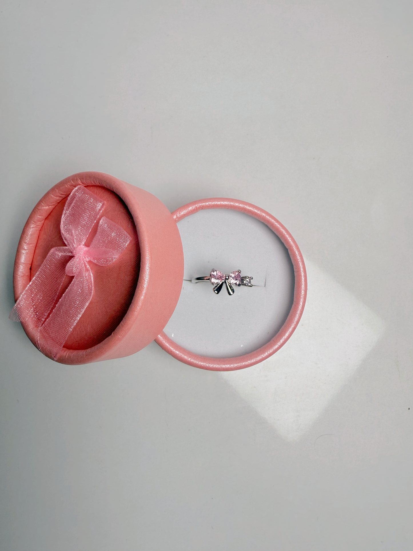 Minimal Bow Ring-Pink