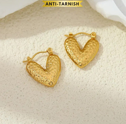 Heart Shaped Hammer Pattern Hoops