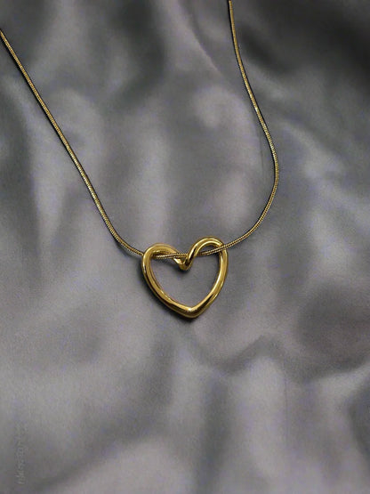 Trendy Heart Hollow Pendant