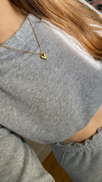 Gold heart necklace